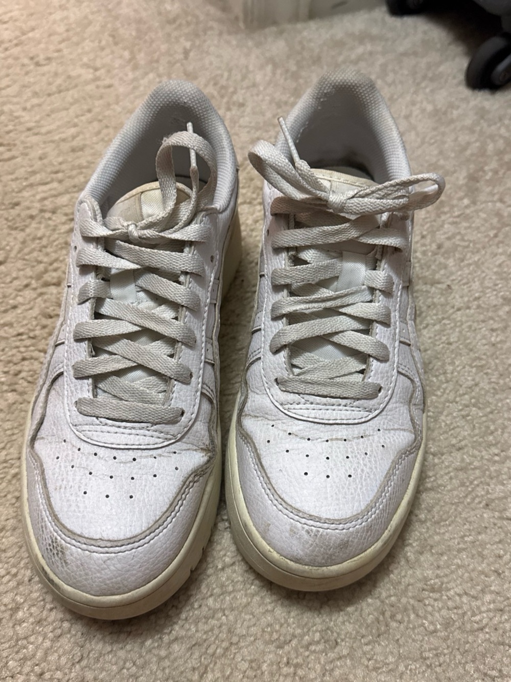 White Low-Top Platform Leather Sneakers